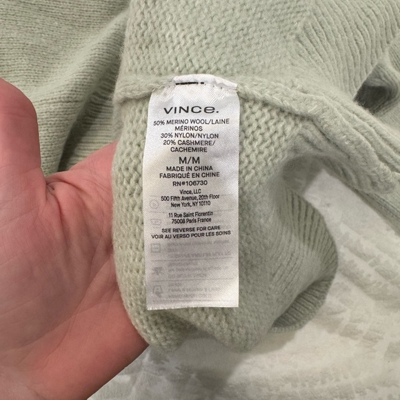 Vince wool/cashmere blend sweater nwt - Picture 6 of 6